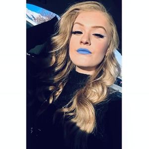 Meet your Posher, Gabi